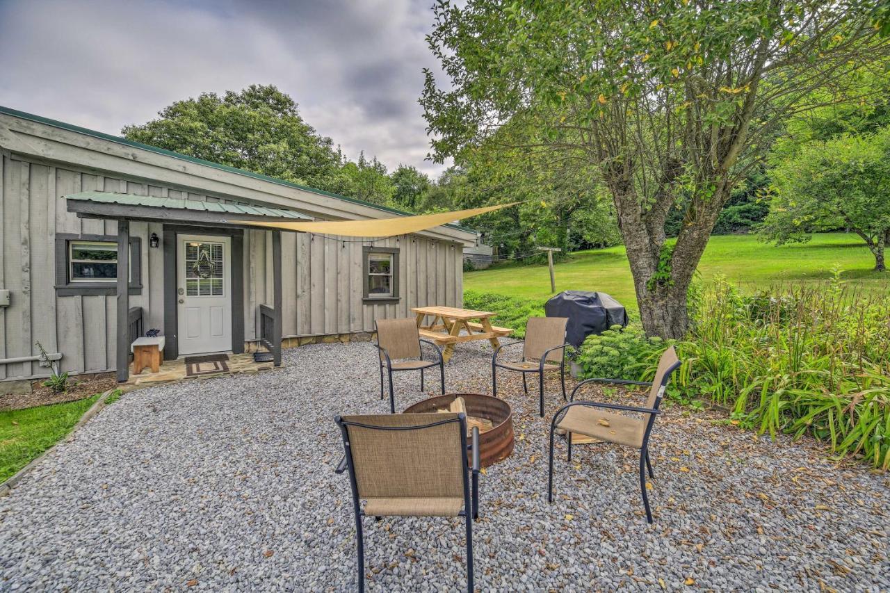 Damascus Cottage With Fire Pit - 1 Mi To Trails Exterior photo