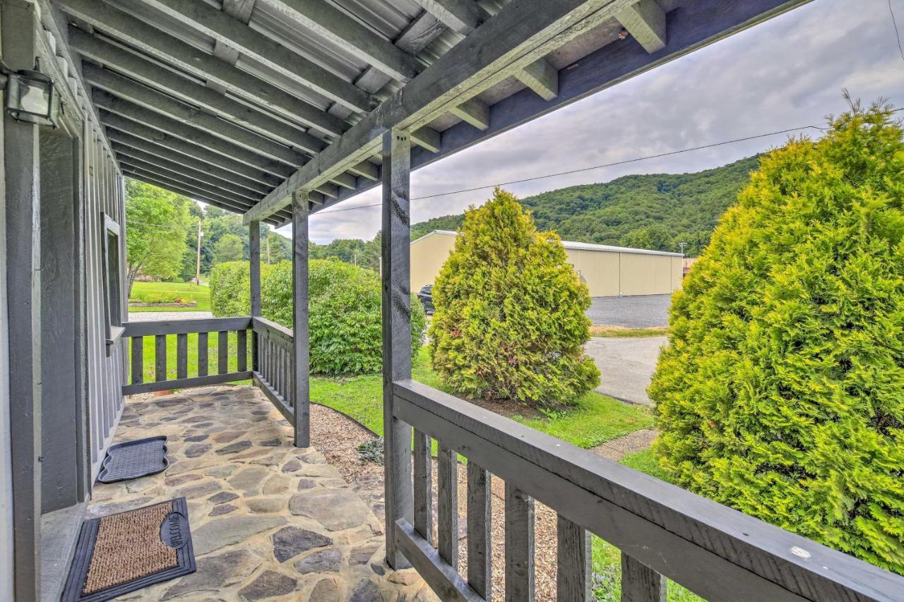 Damascus Cottage With Fire Pit - 1 Mi To Trails Exterior photo
